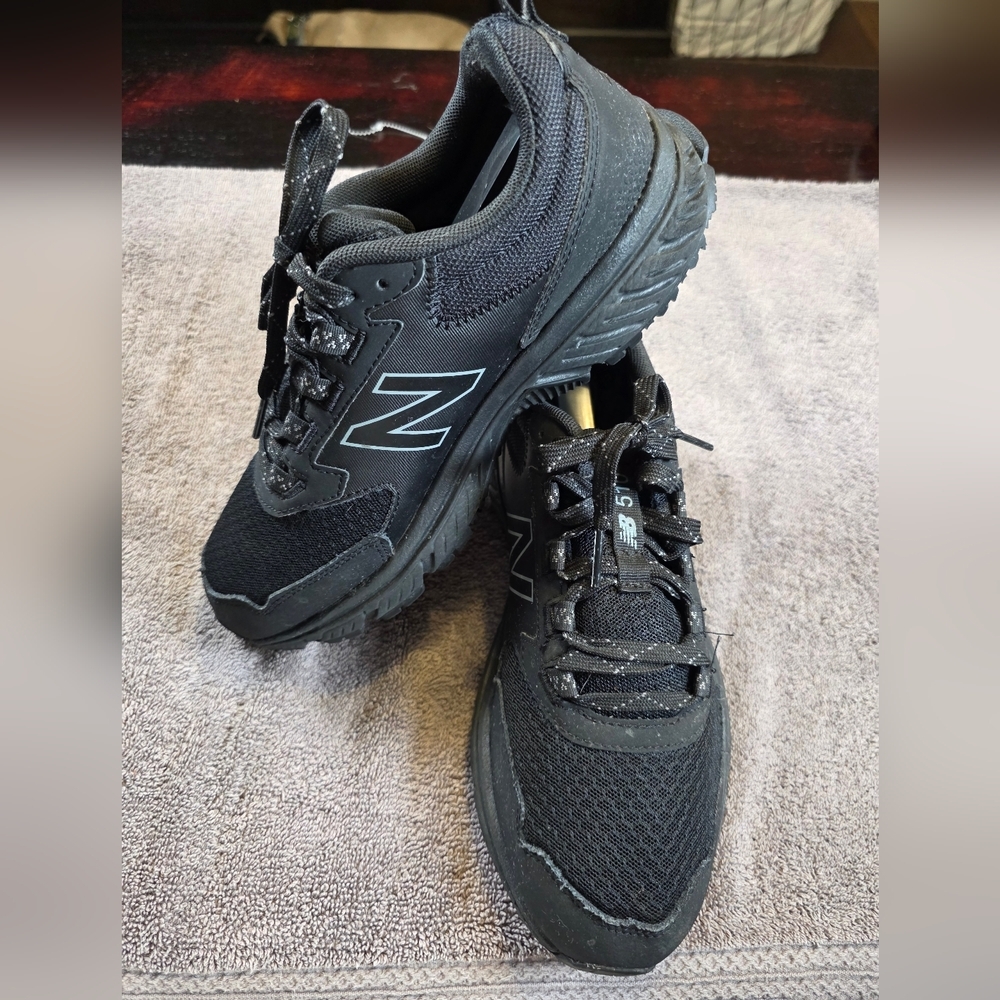 New Balance 510 V5 Black Shoes Sneaker Size 7B Comfort Insert Lace Up Shoes
